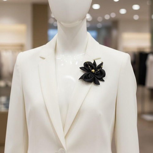 badge coat خرید گل سینه مشکی